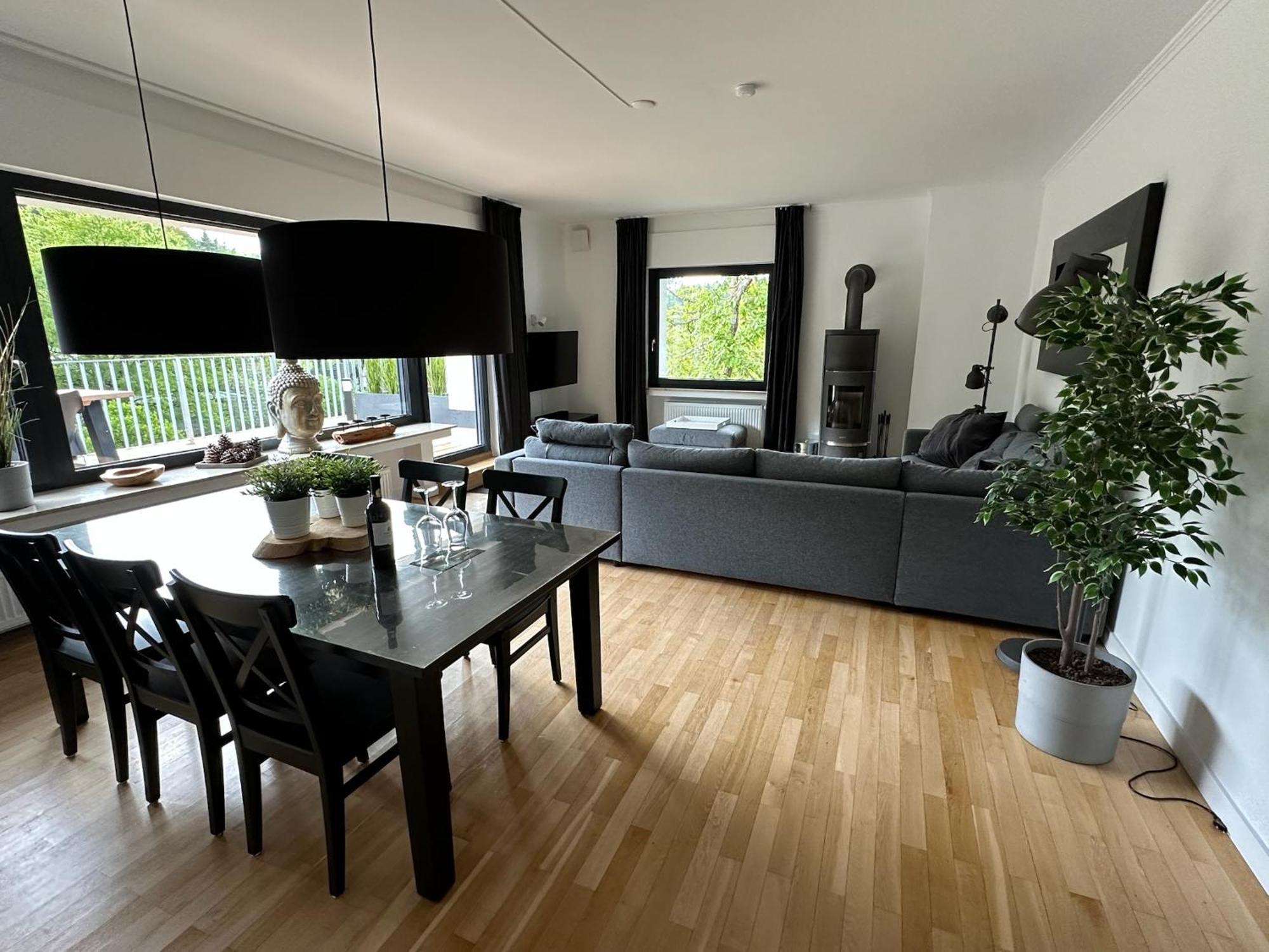 Villa Holgenbach - Penthouse- Und Ferienwohnung Im Nationalpark Eifel Schleiden Luaran gambar